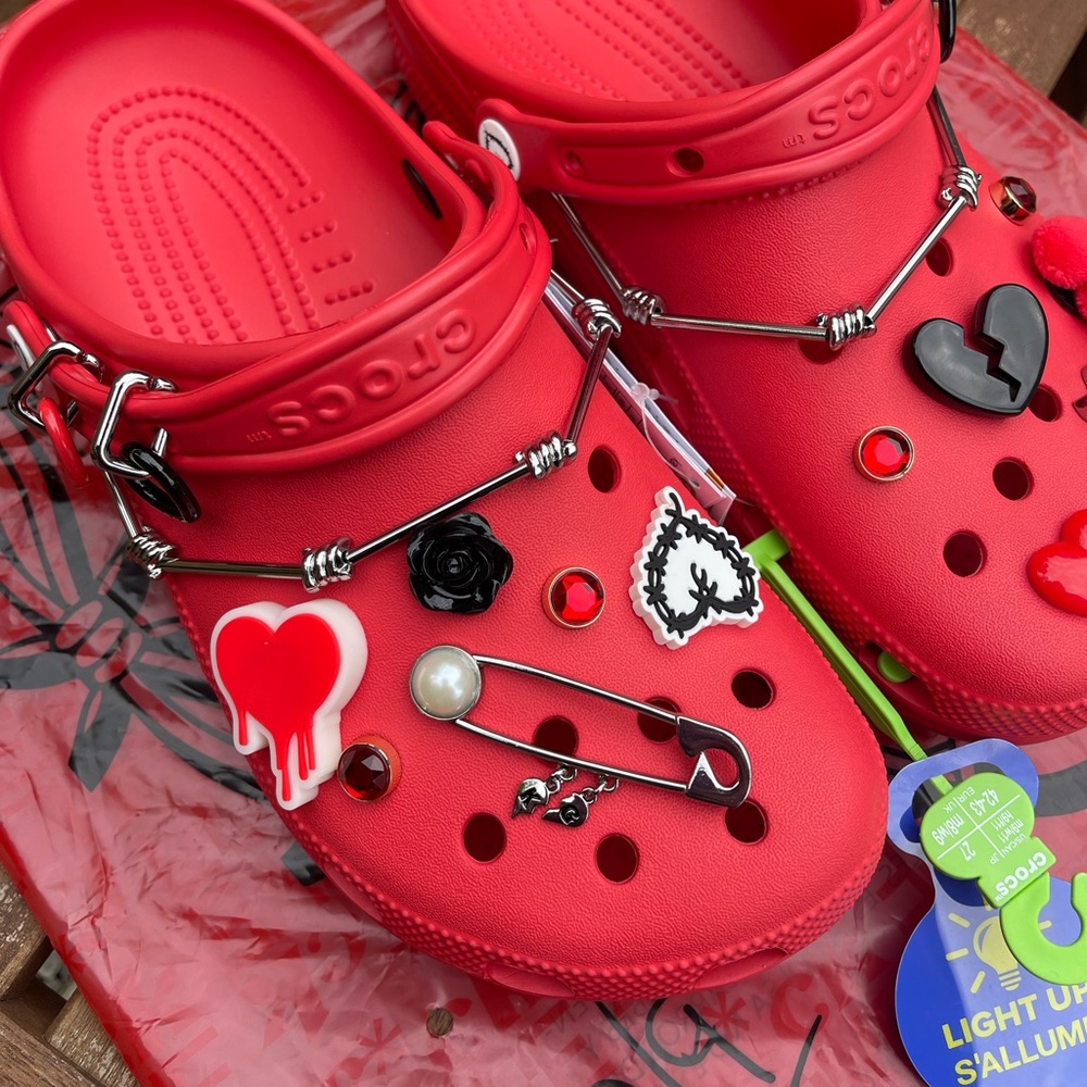 Karol G Crocs, 9 Men/11 Woman Arrived 5/27. Preordered 2/14/22.